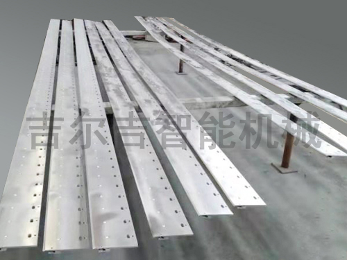 不銹鋼用具應外觀光亮和清潔衛生